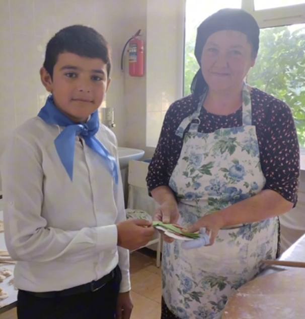 «Учителю с любовью».
